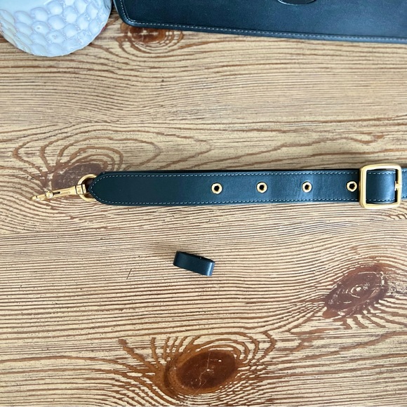 Coach Black Willis Top Handle Leather Satchel - Picture 13 of 16